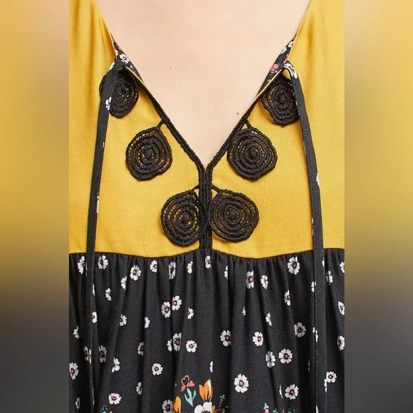 Anthro Farm Rio Floral Polka Dot Tassel Tie Blouse Top - Picture 7 of 16